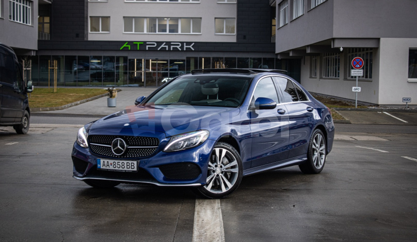 C 250d 4Matic, AMG, Pano, HUD, Webasto, Burmester, kamera, ambient