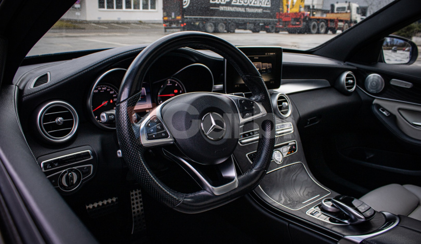 C 250d 4Matic, AMG, Pano, HUD, Webasto, Burmester, kamera, ambient