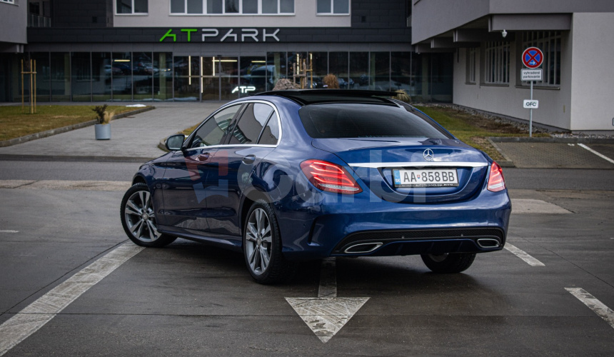 C 250d 4Matic, AMG, Pano, HUD, Webasto, Burmester, kamera, ambient