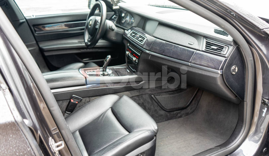 BMW Rad 7 740d
