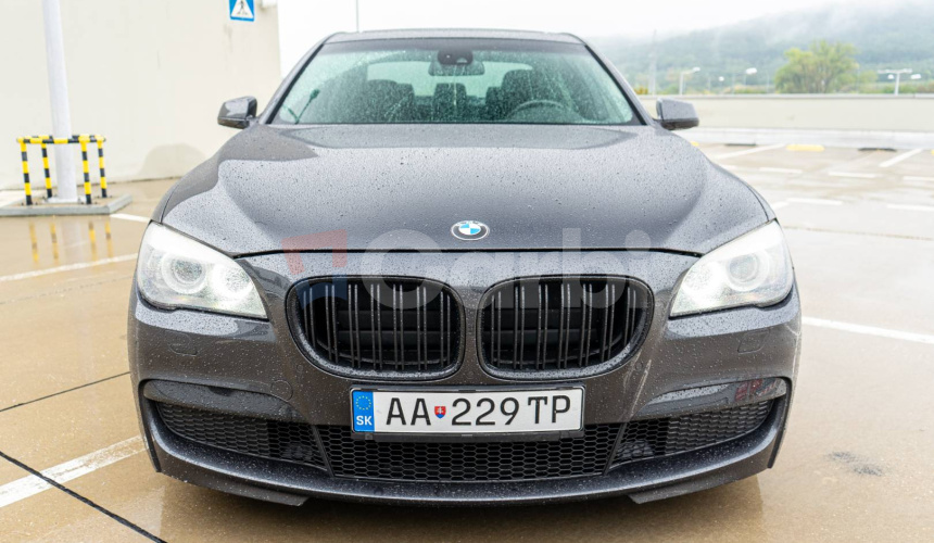 BMW Rad 7 740d