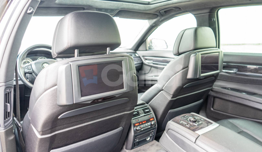 BMW Rad 7 740d