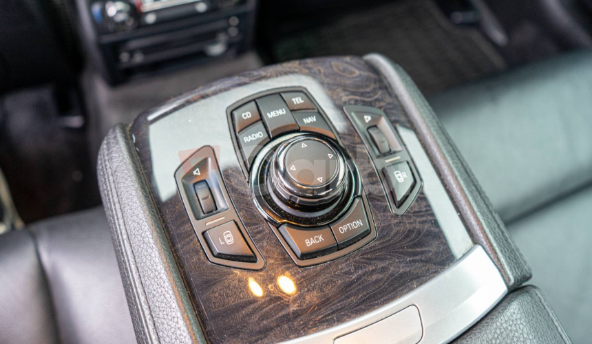 BMW Rad 7 740d