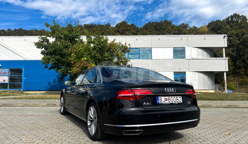 Audi A8 Long 3.0 TDI V6 clean diesel quattro tiptronic 8-st.