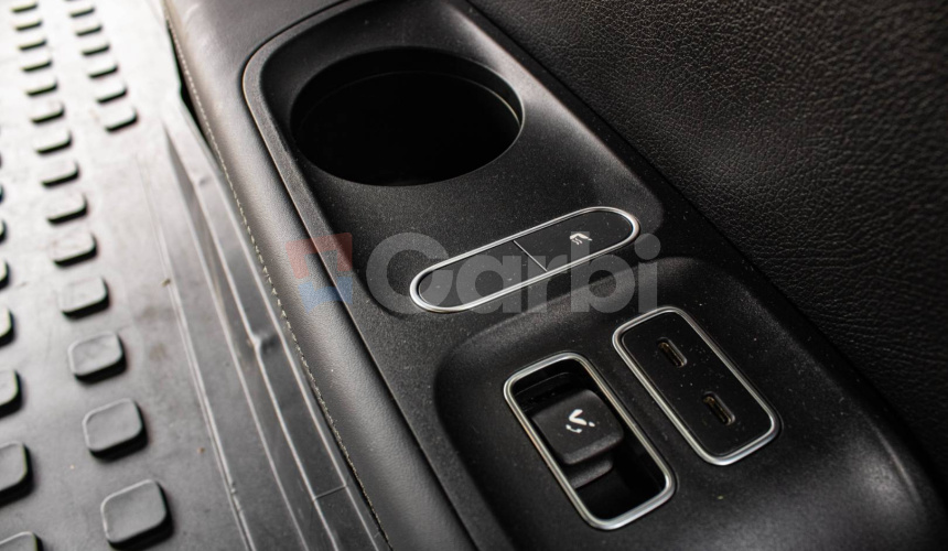 Mercedes-Benz GLS 63S 7m, Akrapovič, Fólia, Keramické brzdy, Soft Close, Masáž