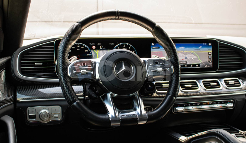 Mercedes-Benz GLS 63S 7m, Akrapovič, Fólia, Keramické brzdy, Soft Close, Masáž