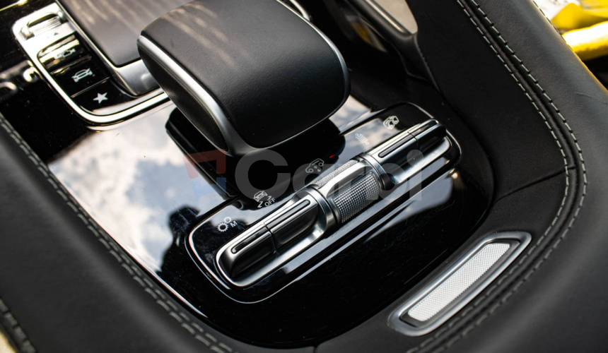 Mercedes-Benz GLS 63S 7m, Akrapovič, Fólia, Keramické brzdy, Soft Close, Masáž