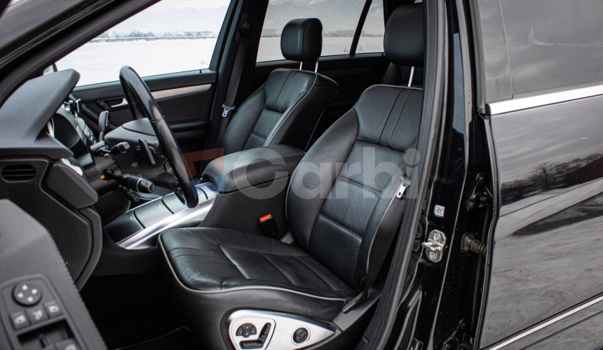 350 CDI 4Matic 7 miestne, vzduch, kamera, po rozvodoch, Strešné okno, DPH