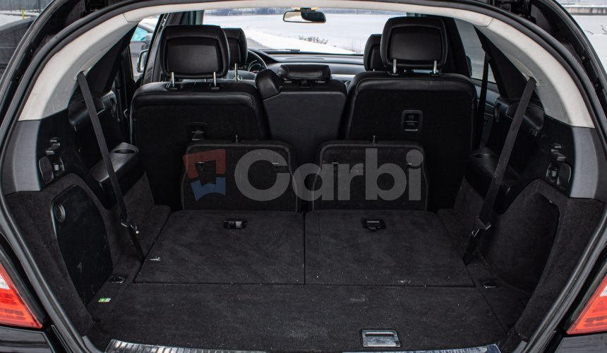 350 CDI 4Matic 7 miestne, vzduch, kamera, po rozvodoch, Strešné okno, DPH