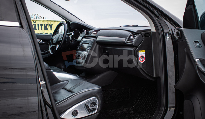 350 CDI 4Matic 7 miestne, vzduch, kamera, po rozvodoch, Strešné okno, DPH