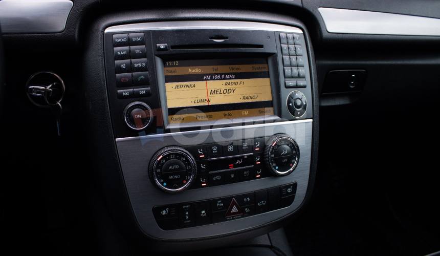 350 CDI 4Matic 7 miestne, vzduch, kamera, po rozvodoch, Strešné okno, DPH