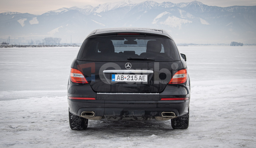 350 CDI 4Matic 7 miestne, vzduch, kamera, po rozvodoch, Strešné okno, DPH