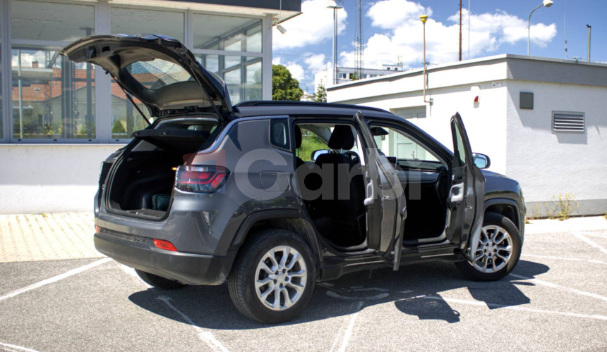 Jeep Compass 1.3 TURBO 150 Longitude