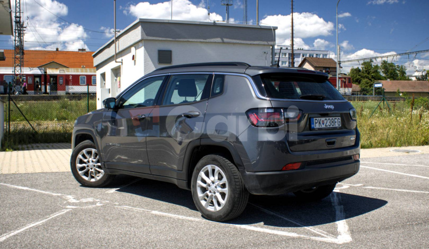 Jeep Compass 1.3 TURBO 150 Longitude