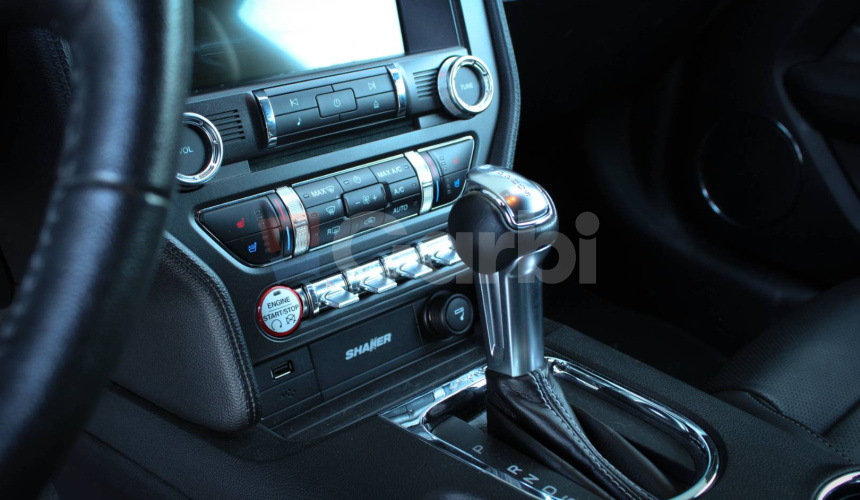 Ford Mustang 5.0 GT V8, EU verzia / Nebúraný