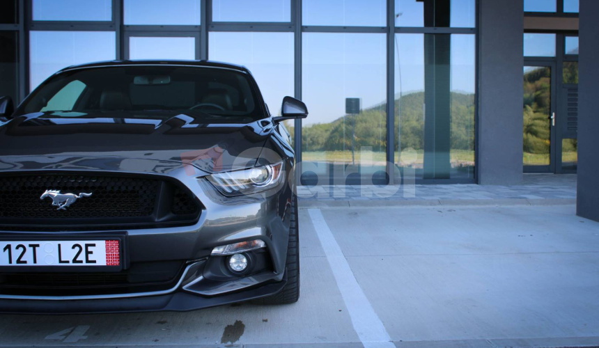 Ford Mustang 5.0 GT V8, EU verzia / Nebúraný
