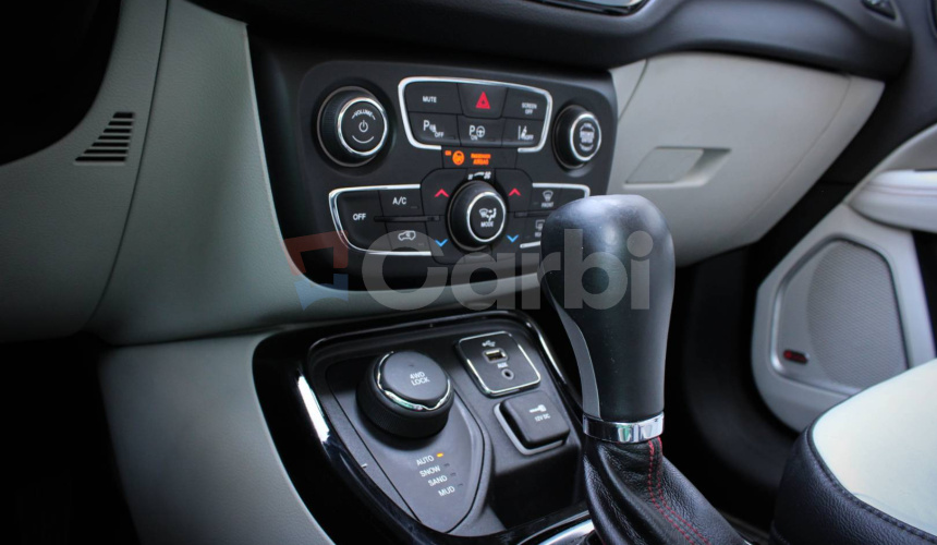 Jeep Compass 1.4L MultiAir 170 4WD Opening Edition