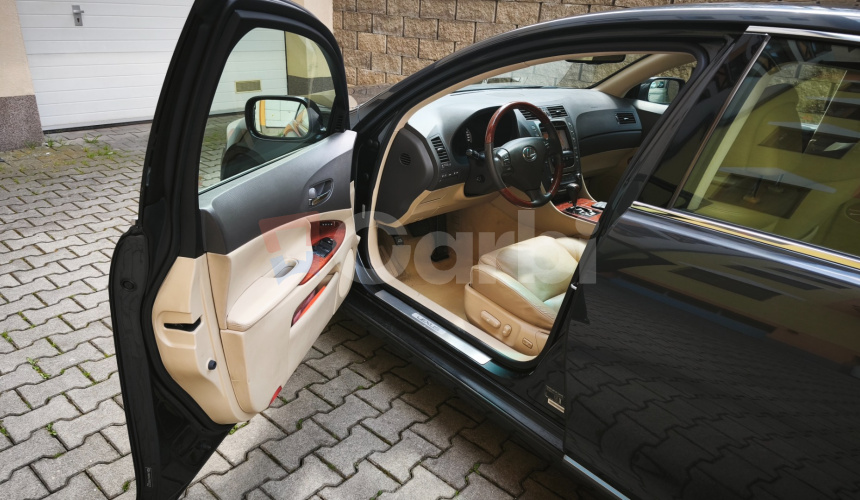 Lexus GS 300