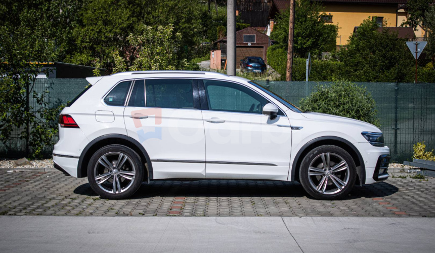 Volkswagen Tiguan 2.0 TDI 110kW R-line, Panoráma, Full Led, Virtual cockpit, ACC, Ťažné