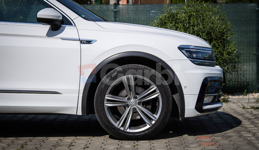 Volkswagen Tiguan 2.0 TDI 110kW R-line, Panoráma, Full Led, Virtual cockpit, ACC, Ťažné