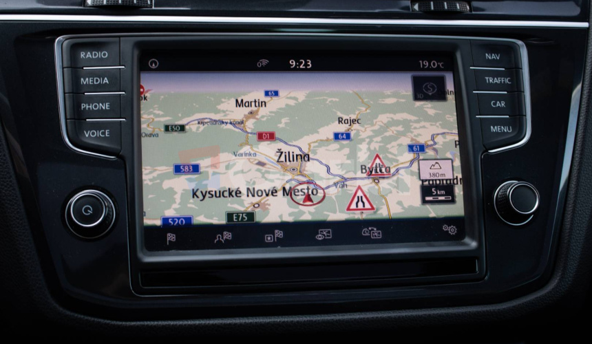 Volkswagen Tiguan 2.0 TDI 110kW R-line, Panoráma, Full Led, Virtual cockpit, ACC, Ťažné