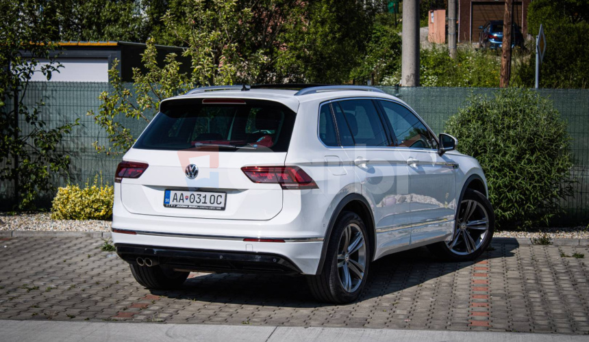 Volkswagen Tiguan 2.0 TDI 110kW R-line, Panoráma, Full Led, Virtual cockpit, ACC, Ťažné