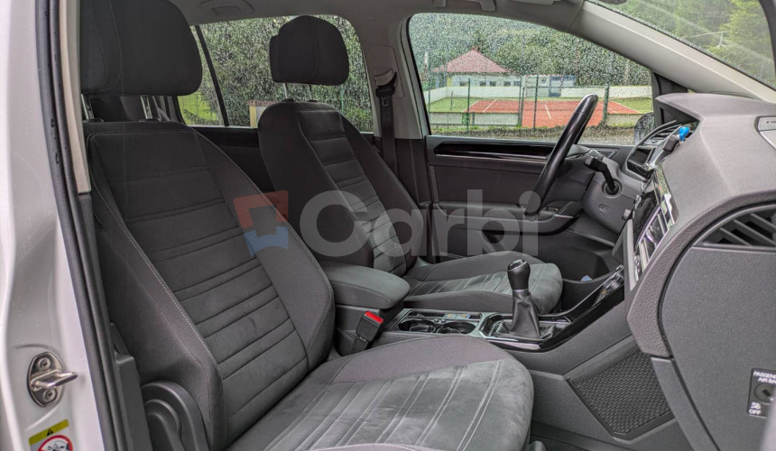 Volkswagen Touran 2.0 TDI SCR BMT R-Line Highline EU6