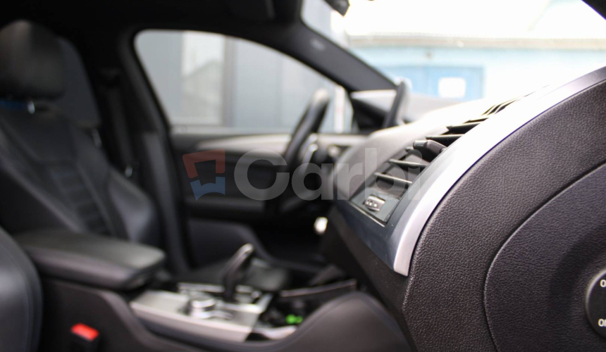 BMW X4 M40i A/T