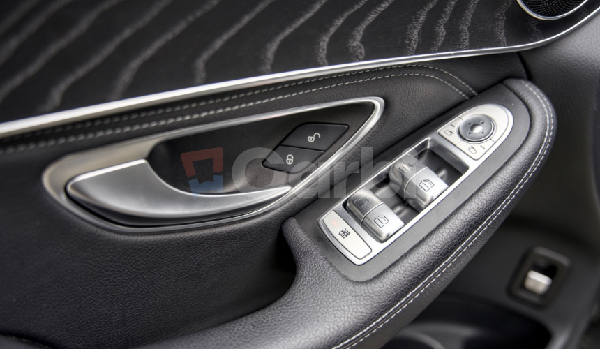 Mercedes-Benz GLC SUV 250 4Matic AT/9