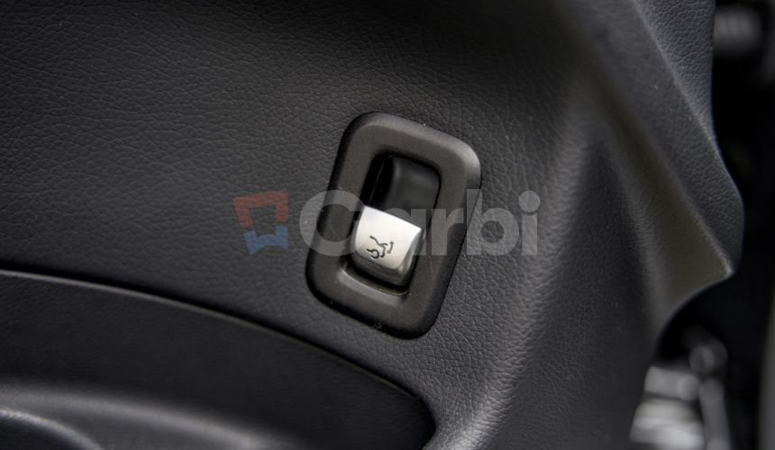 Mercedes-Benz GLC SUV 250 4Matic AT/9