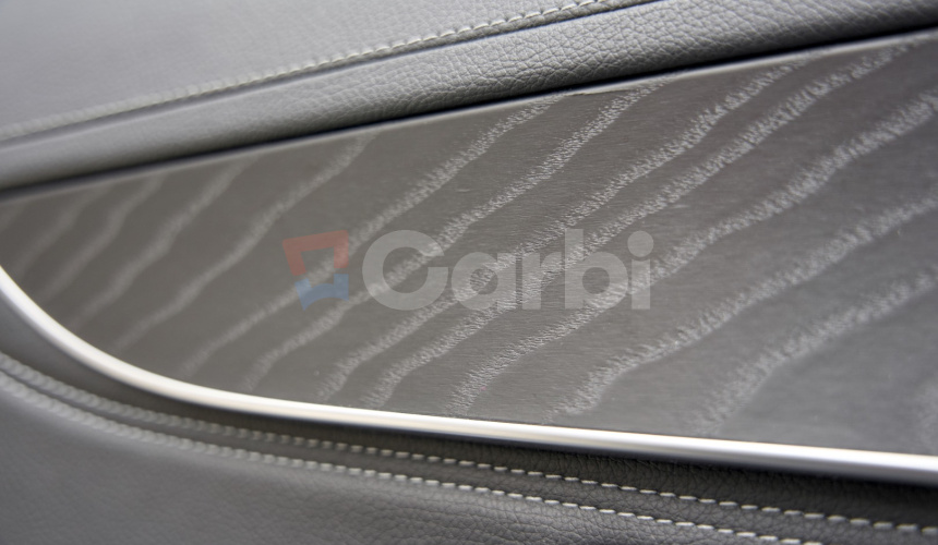 Mercedes-Benz GLC SUV 250 4Matic AT/9