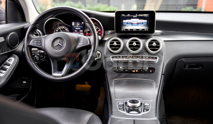 Mercedes-Benz GLC SUV 250 4Matic AT/9