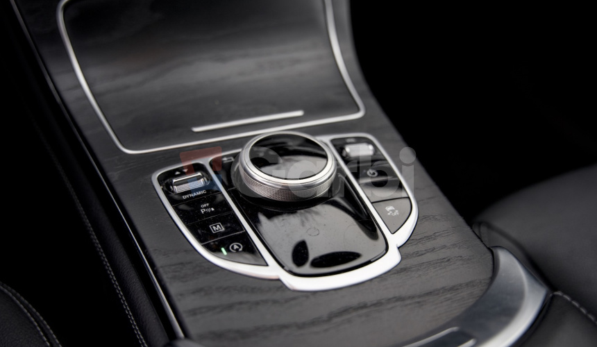 Mercedes-Benz GLC SUV 250 4Matic AT/9