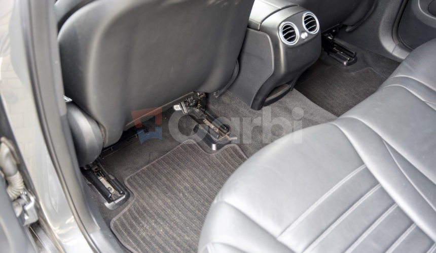 Mercedes-Benz GLC SUV 250 4Matic AT/9