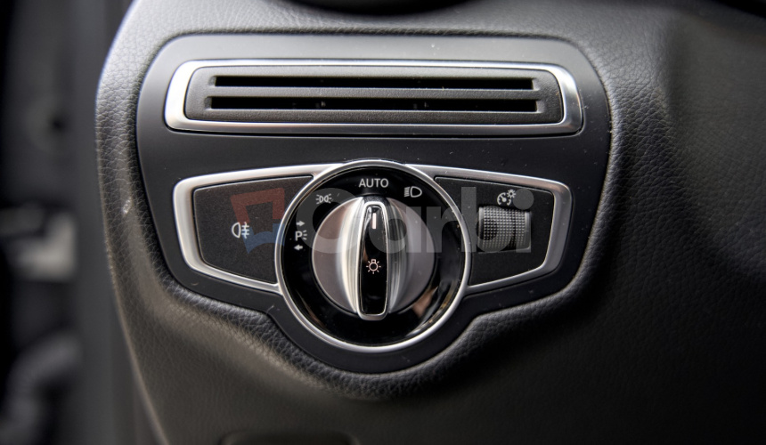 Mercedes-Benz GLC SUV 250 4Matic AT/9