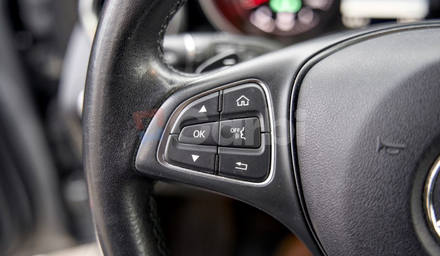 Mercedes-Benz GLC SUV 250 4Matic AT/9