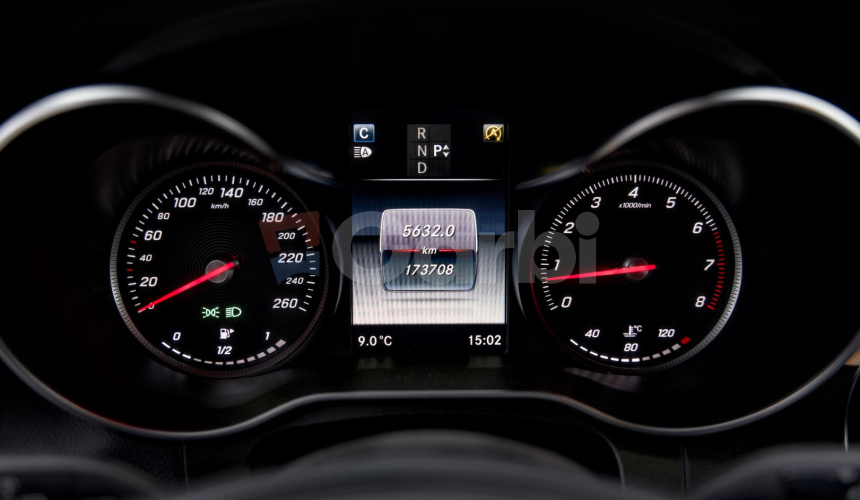 Mercedes-Benz GLC SUV 250 4Matic AT/9