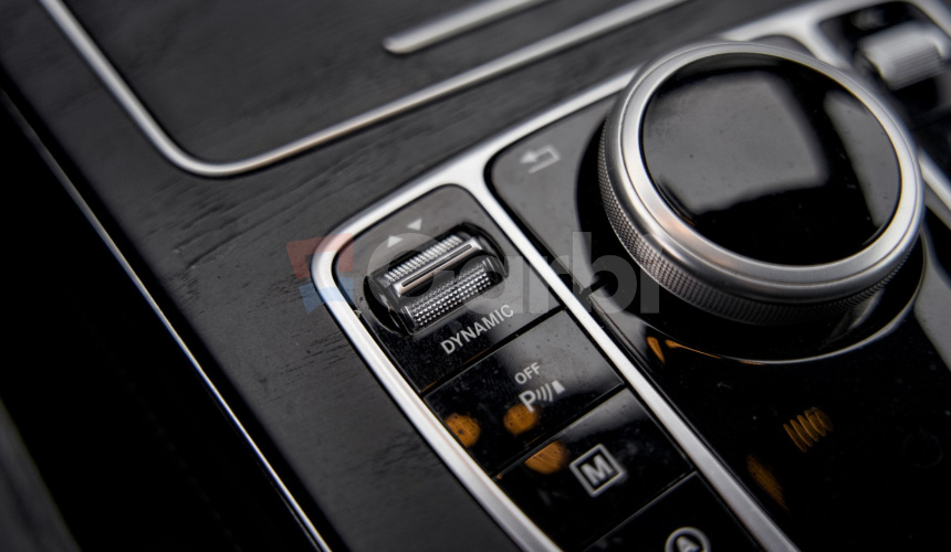 Mercedes-Benz GLC SUV 250 4Matic AT/9