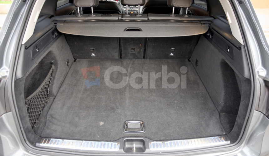 Mercedes-Benz GLC SUV 250 4Matic AT/9