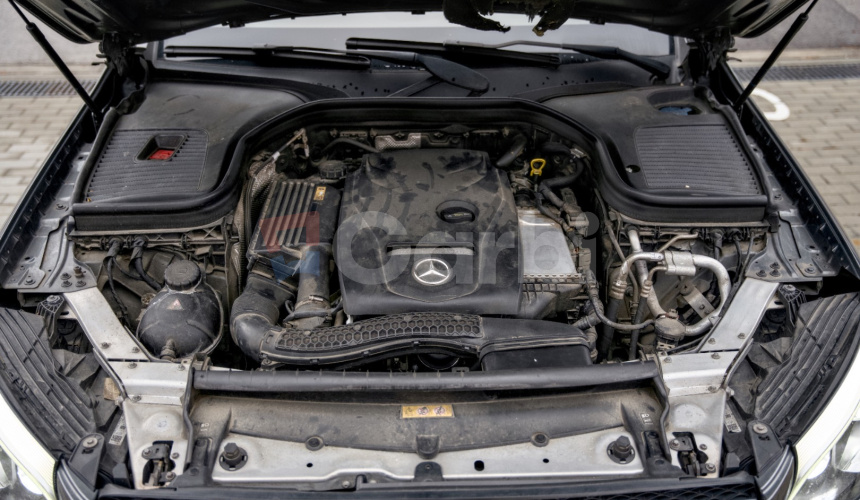 Mercedes-Benz GLC SUV 250 4Matic AT/9