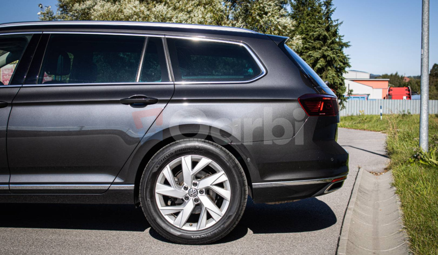 Volkswagen Passat Variant 2.0 TDI DSG 4Motion, Matrix, Masáž, 360 kamera, ACC, DCC, ťažné