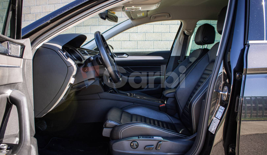 Volkswagen Passat Variant 2.0 TDI DSG 4Motion, Matrix, Masáž, 360 kamera, ACC, DCC, ťažné