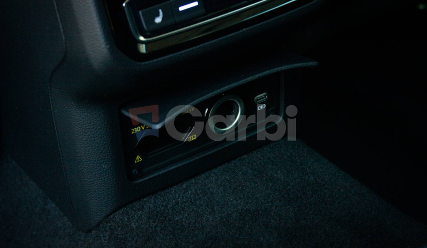 Volkswagen Passat Variant 2.0 TDI DSG 4Motion, Matrix, Masáž, 360 kamera, ACC, DCC, ťažné
