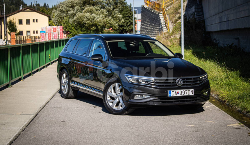 Volkswagen Passat Variant 2.0 TDI DSG 4Motion, Matrix, Masáž, 360 kamera, ACC, DCC, ťažné