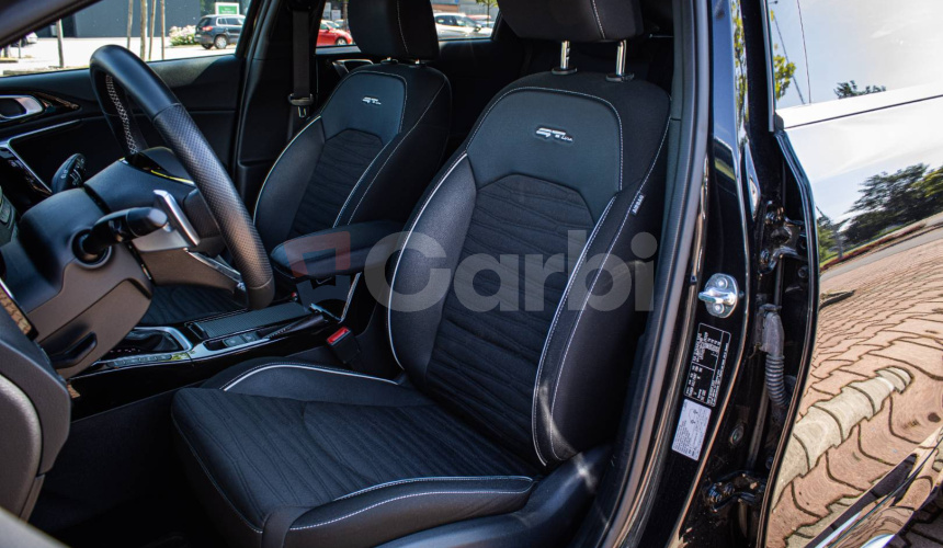 Kia ProCeed 1.5 T-GDi 7DCT GT-Line Premium, JBL, Kamera, Navi, 1.majiteľ, nelakované