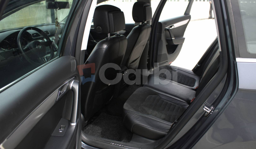 Volkswagen Passat Variant 2.0 TDI Business DSG DPF