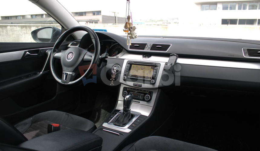 Volkswagen Passat Variant 2.0 TDI Business DSG DPF