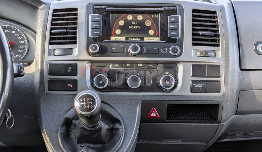 Volkswagen T5 Multivan STRALINE 2.0 TDI 103 kW, Webasto, 7-miestne