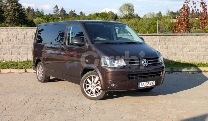 Volkswagen T5 Multivan STRALINE 2.0 TDI 103 kW, Webasto, 7-miestne
