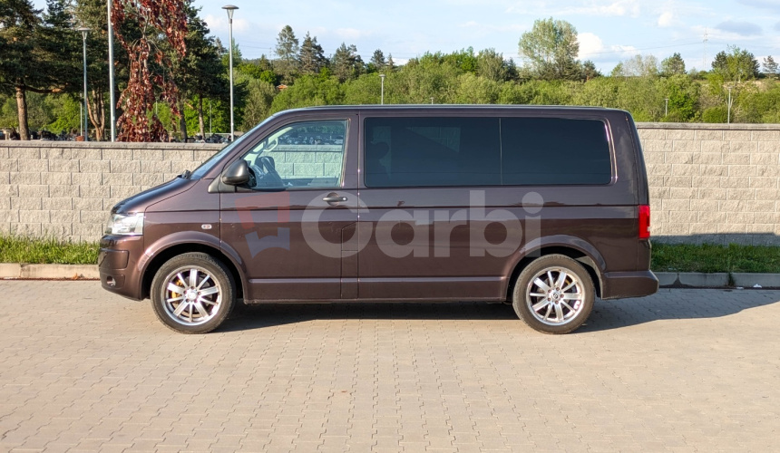 Volkswagen T5 Multivan STRALINE 2.0 TDI 103 kW, Webasto, 7-miestne